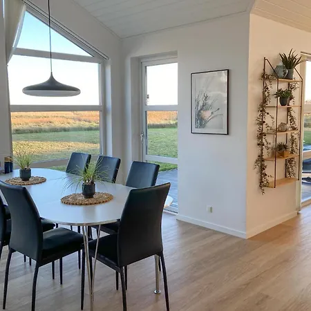 Nyaraló Cozy In With Sauna *